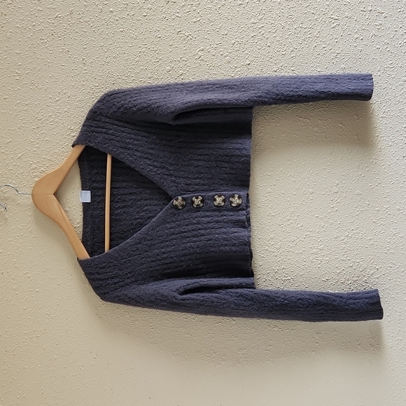 URBAN Outfitters Cropped Top - Picture 2 of 7